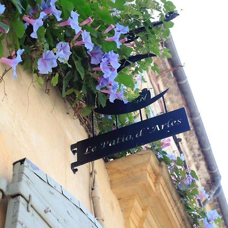 Bed and Breakfast Le Patio D'Arlés Exterior foto