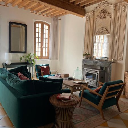 Bed and Breakfast Le Patio D'Arlés Exterior foto